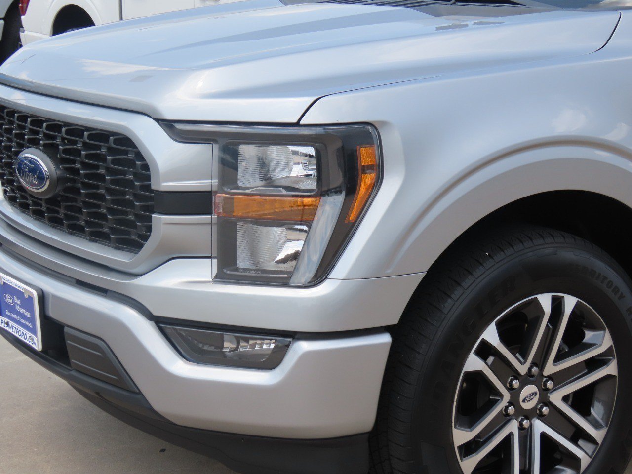 Certified 2023 Ford F150 XL w/ STX Appearance Package RWD image 3