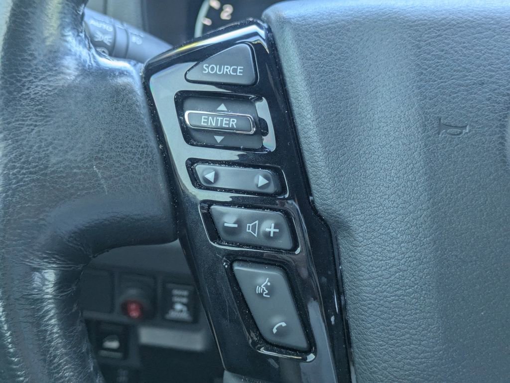 Used 2022 Nissan Frontier PRO-4X w/ Pro-4X Premium Package AWD/4WD image 26