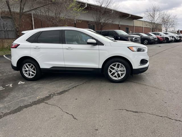 Certified 2022 Ford Edge SEL w/ Convenience Package image 2