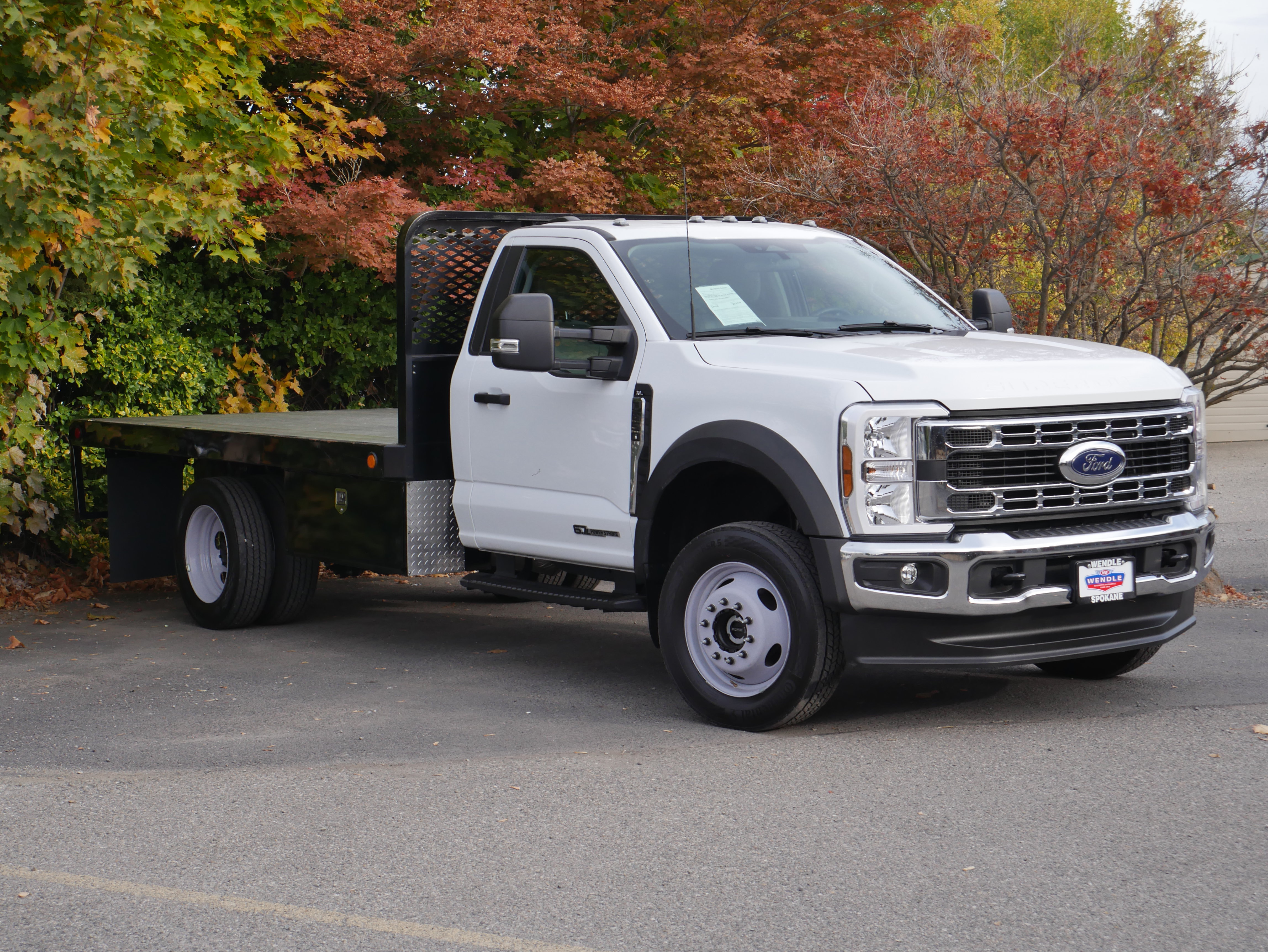 Certified 2024 Ford F550 4x4 Regular Cab Super Duty image 24