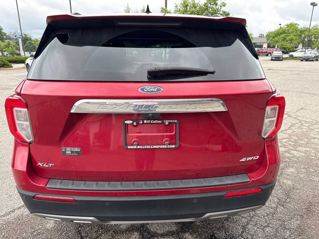 Certified 2024 Ford Explorer XLT w/ Equipment Group 202A AWD/4WD image 11