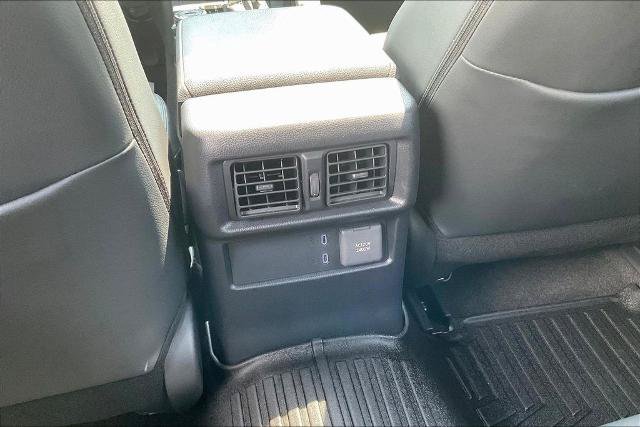 Used 2025 Toyota 4Runner TRD Off-Road Premium AWD/4WD image 10