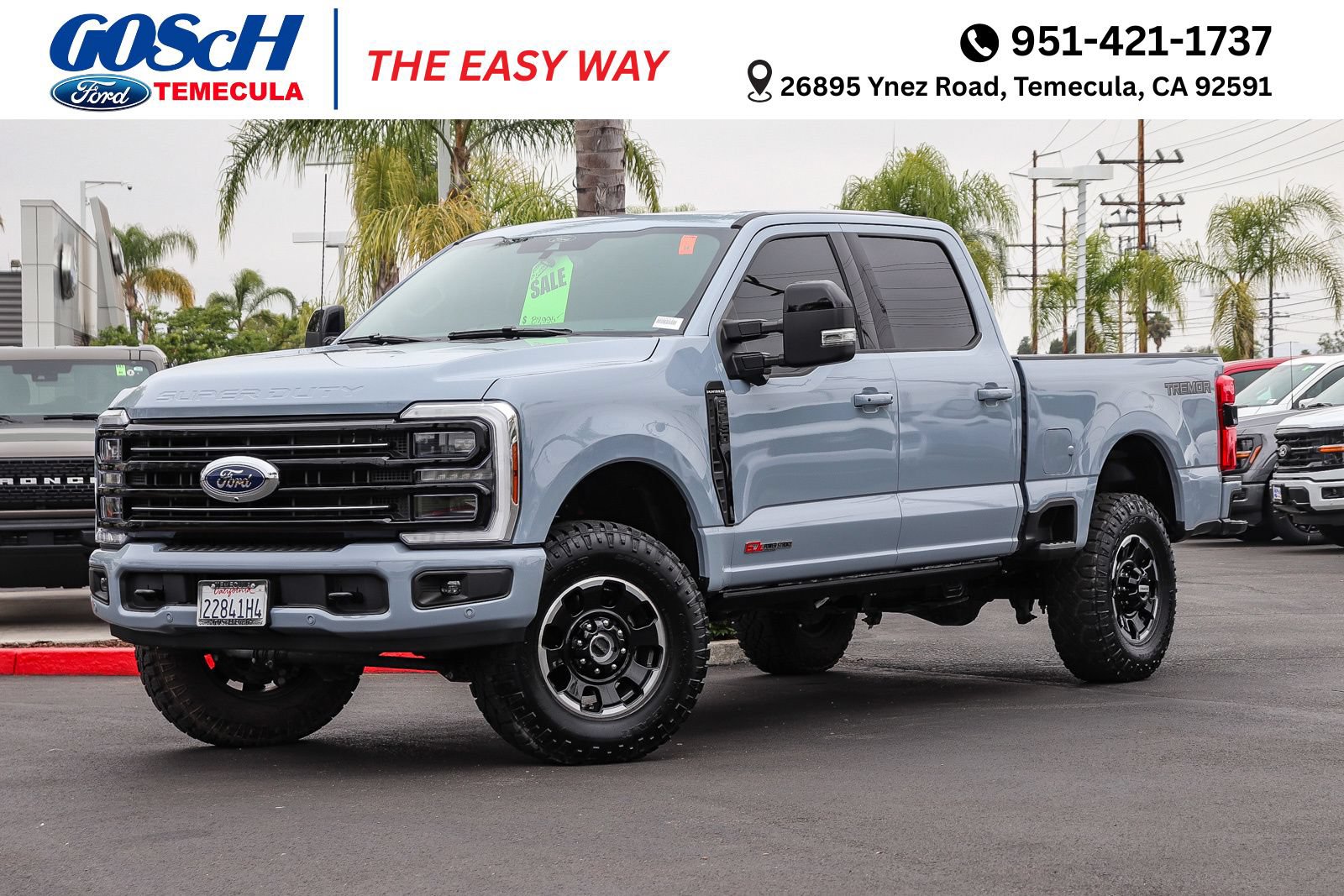 Certified 2025 Ford F250 Platinum w/ Tremor Off-Road Package AWD/4WD image 1