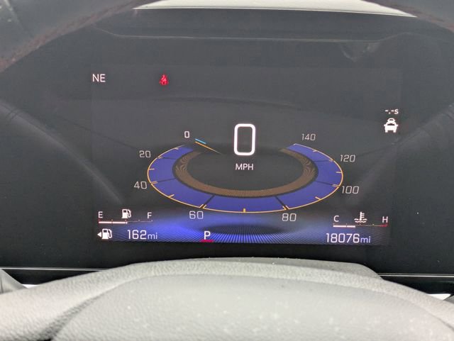 Used 2024 Chevrolet Trax RS w/ Sunroof Package image 24