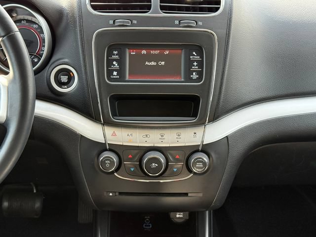 Used 2019 Dodge Journey SE w/ Connectivity Group FWD image 25