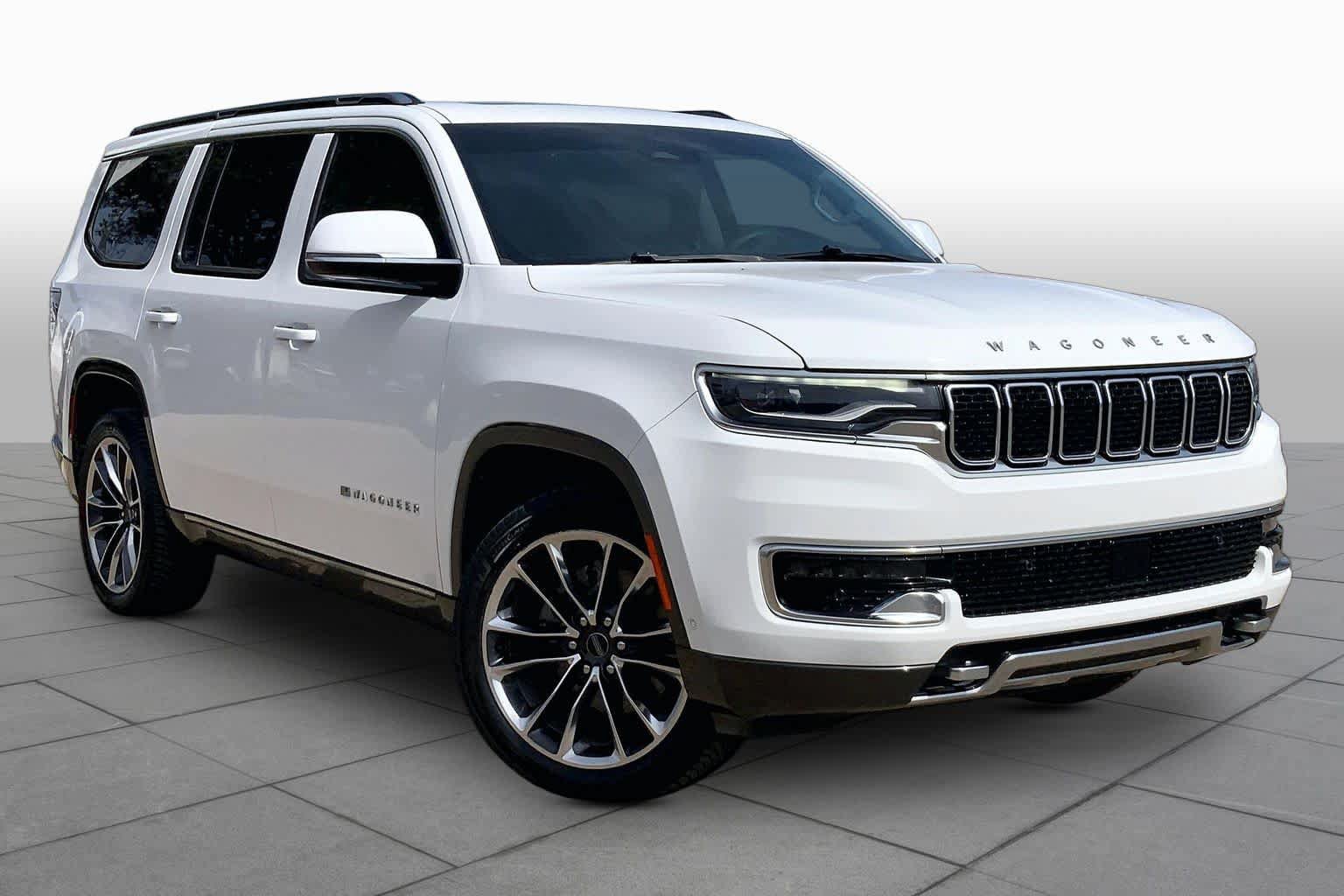 Used 2022 Jeep Wagoneer Series III w/ Premium Group I RWD image 3