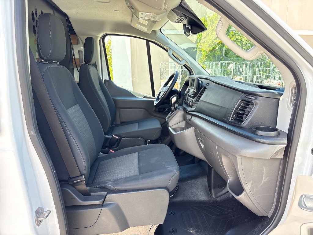 Certified 2025 Ford Transit 250 Low Roof w/ Exterior Upgrade Package RWD image 7