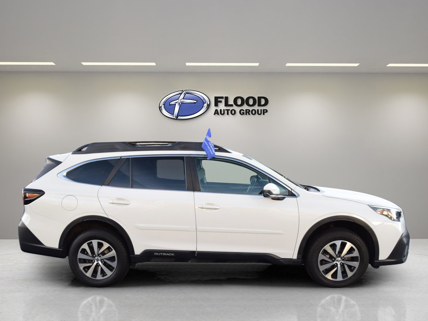 Used 2021 Subaru Outback Premium image 3