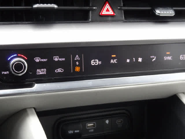 Used 2024 Kia Sportage EX AWD/4WD image 36