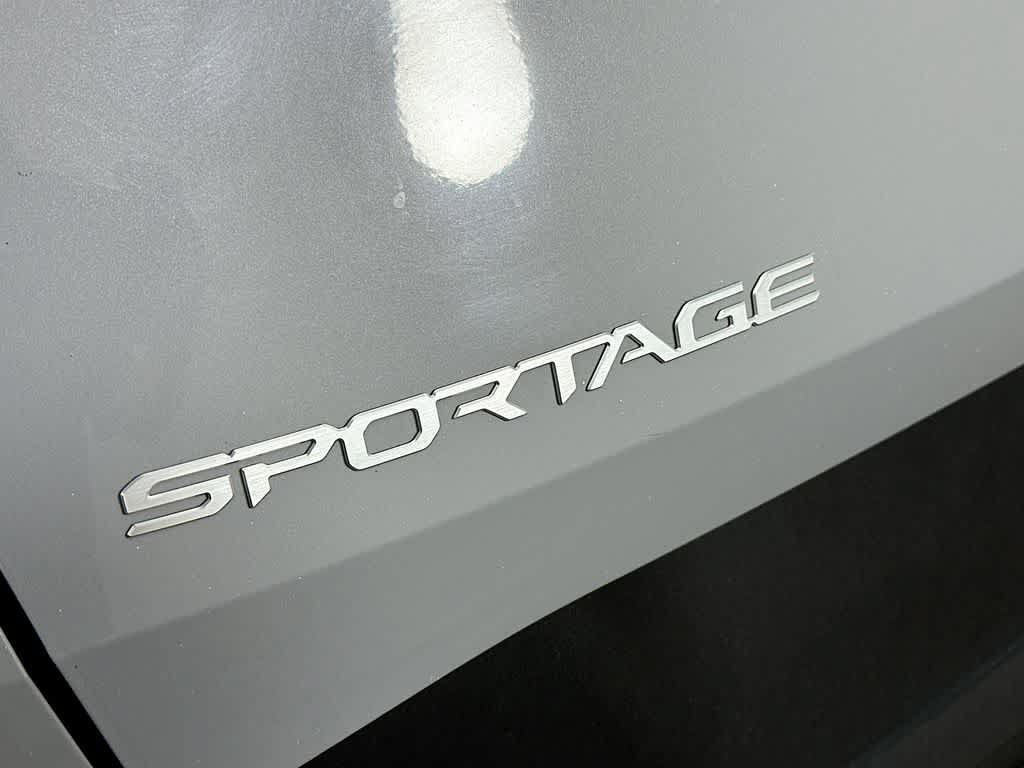 Used 2023 Kia Sportage X-Line AWD/4WD image 7