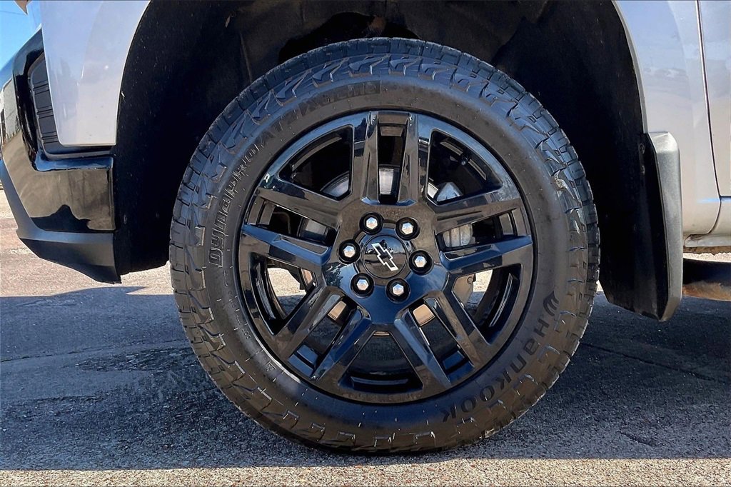 Used 2021 Chevrolet Silverado 1500 LT Trail Boss w/ Convenience Package II image 35