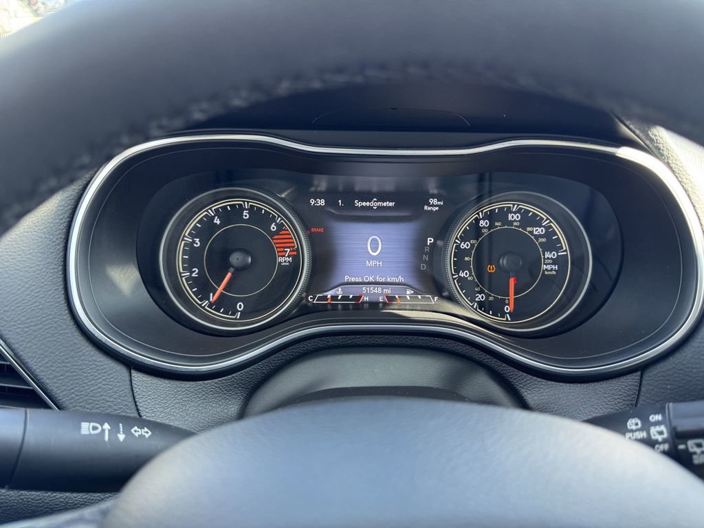 Used 2023 Jeep Cherokee Altitude Lux image 17