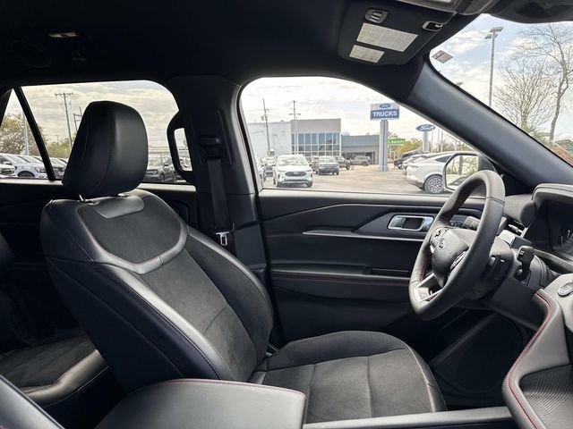 Certified 2026 Ford Explorer ST image 11