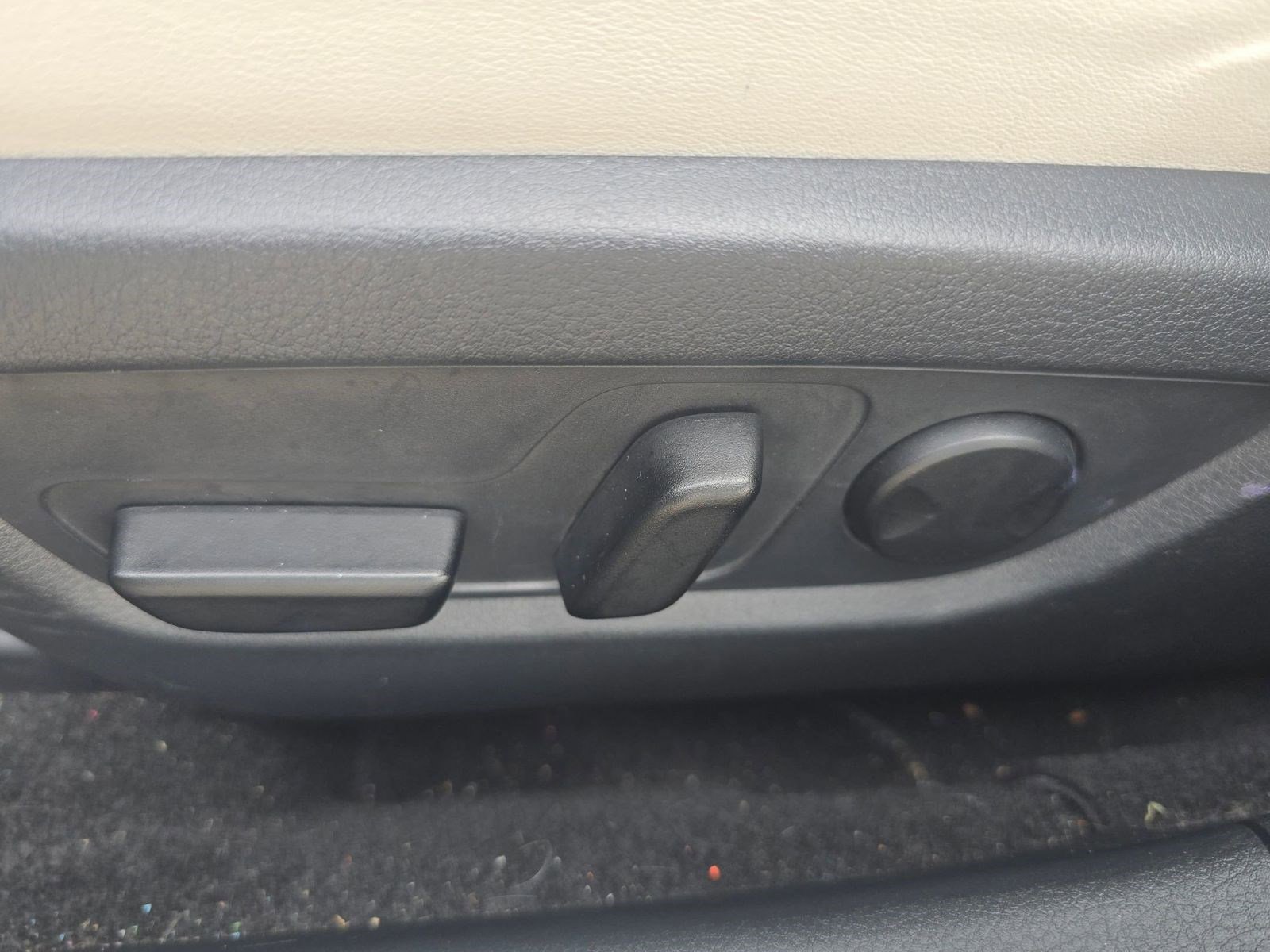 Used 2025 MAZDA CX-30 AWD 2.5 S w/ Premium Package image 12