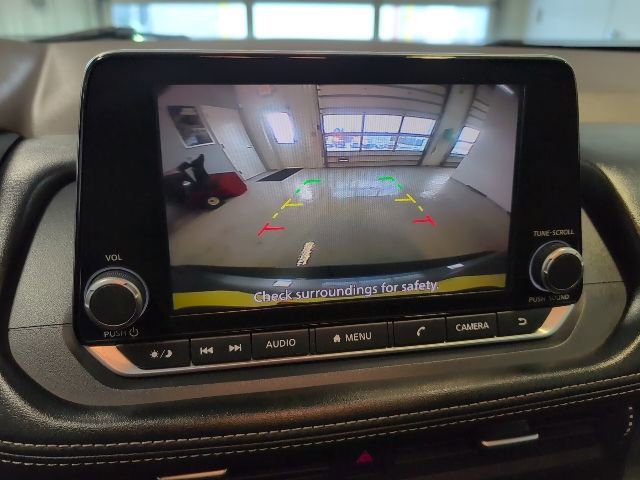 Used 2022 Nissan Rogue S image 21