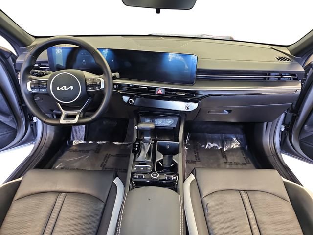 Used 2025 Kia K5 GT-Line w/ GT-Line Premium Package FWD image 9