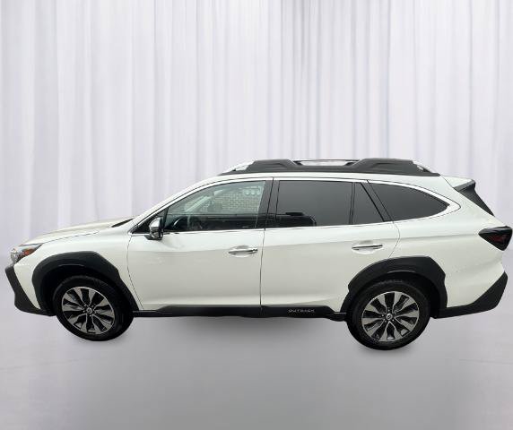 Used 2023 Subaru Outback Touring XT AWD/4WD image 22