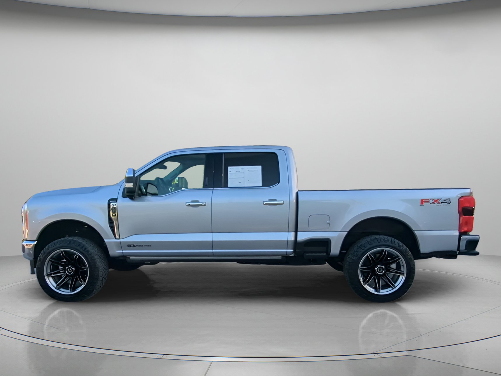 Certified 2023 Ford F250 Lariat w/ Lariat Ultimate Package AWD/4WD image 18