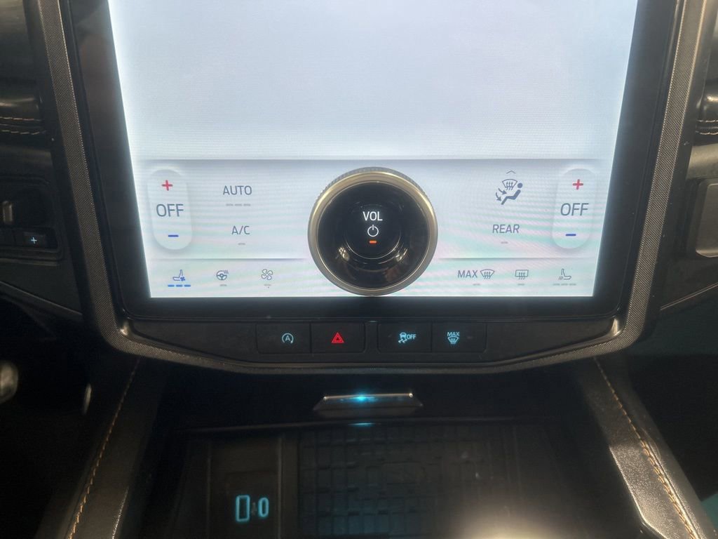 Certified 2022 Ford Expedition Max Platinum image 28