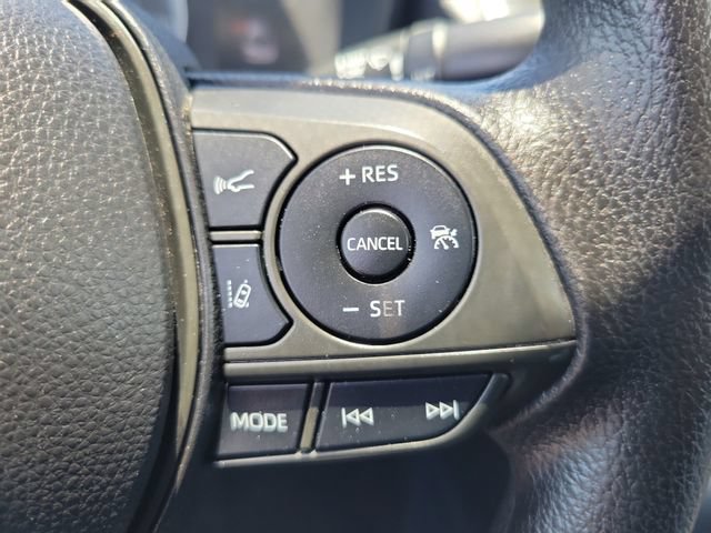 Used 2021 Toyota Corolla LE FWD image 24