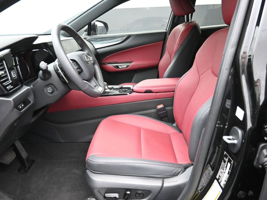 Used 2025 Lexus NX 250 FWD w/ Premium Package image 21