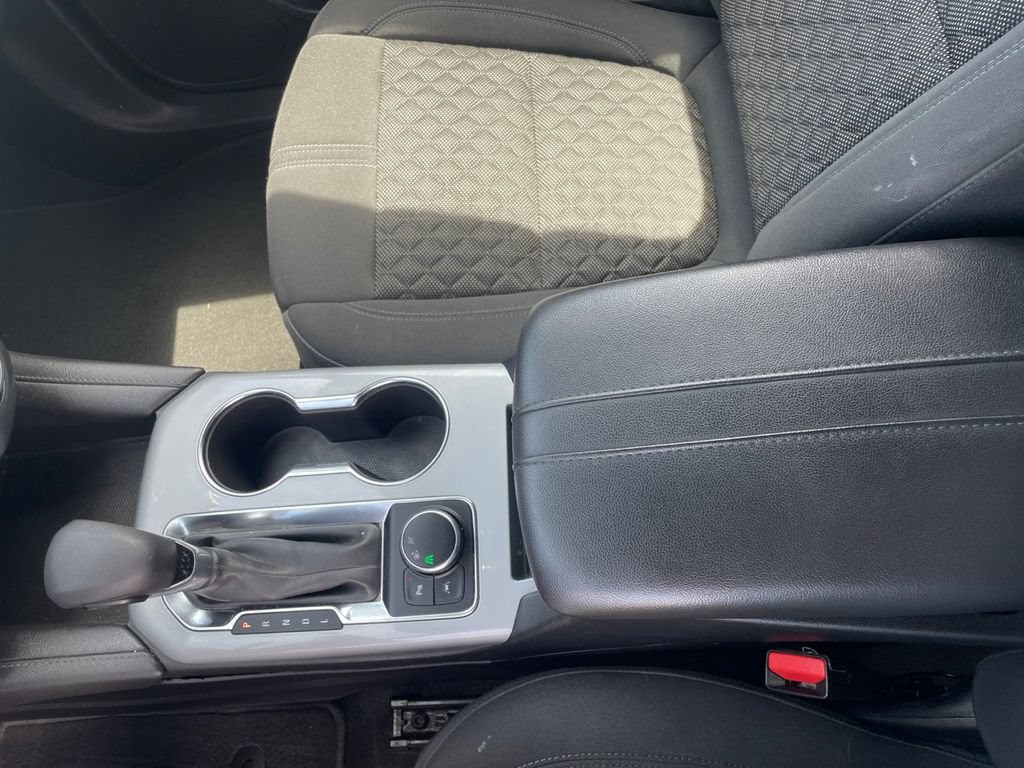 Used 2022 Chevrolet Blazer LT FWD image 14