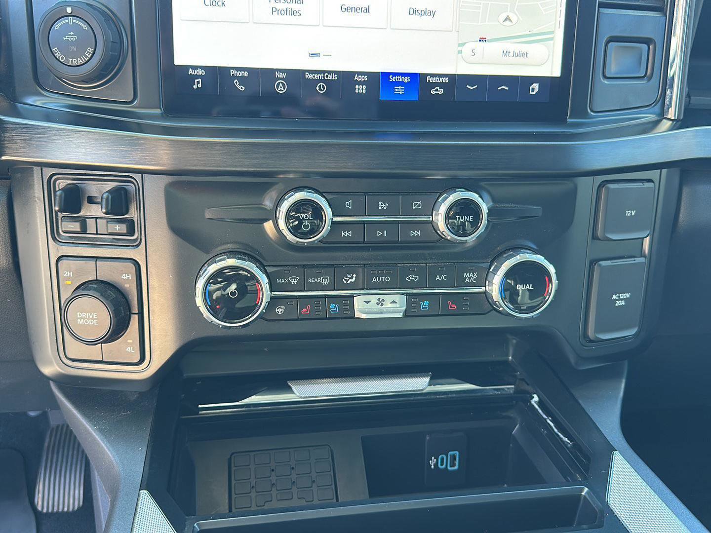 Certified 2023 Ford F450 Lariat w/ Lariat Ultimate Package image 19