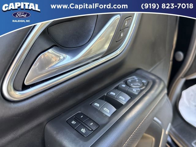 Used 2023 GMC Yukon AT4 w/ AT4 Premium Plus Package image 22