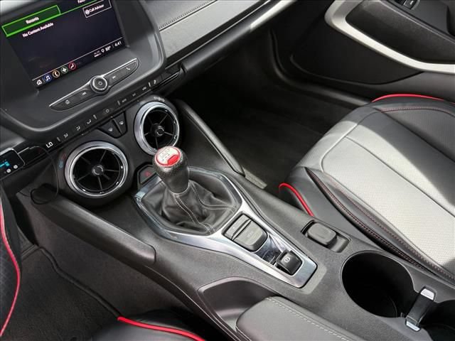 Used 2022 Chevrolet Camaro LT RWD image 21