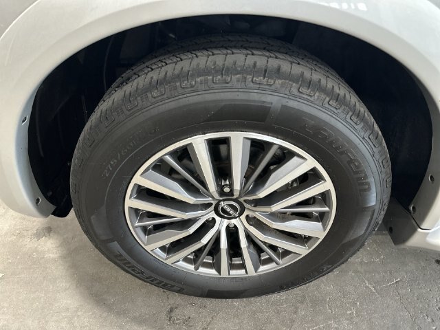 Used 2023 Nissan Armada SL w/ Captain's Chairs Package AWD/4WD image 23