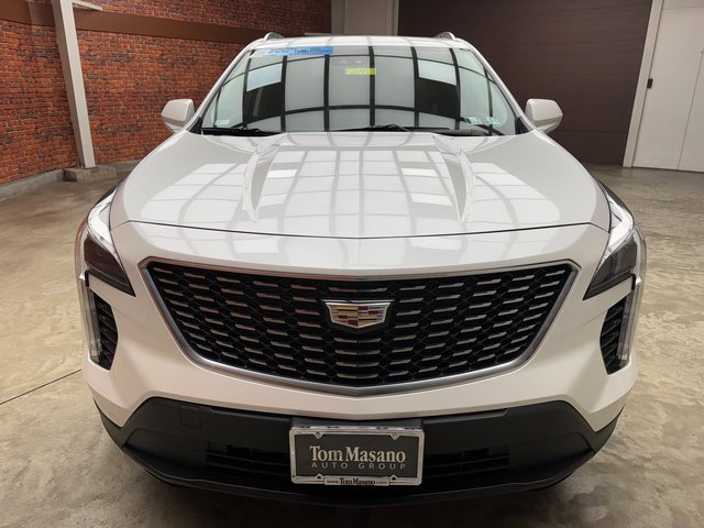 Used 2023 Cadillac XT4 Luxury w/ Cold Weather Package image 8