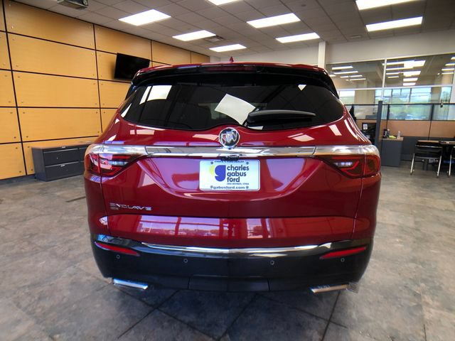 Used 2022 Buick Enclave Essence AWD/4WD image 6
