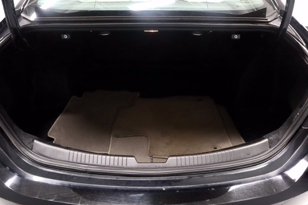 Used 2024 Chevrolet Malibu LT FWD image 15