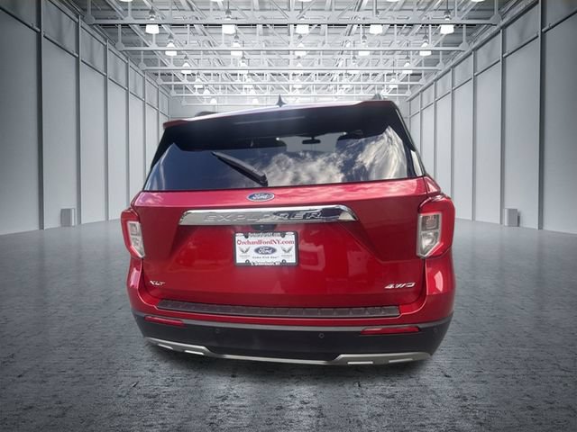 Certified 2022 Ford Explorer XLT w/ Equipment Group 202A AWD/4WD image 8