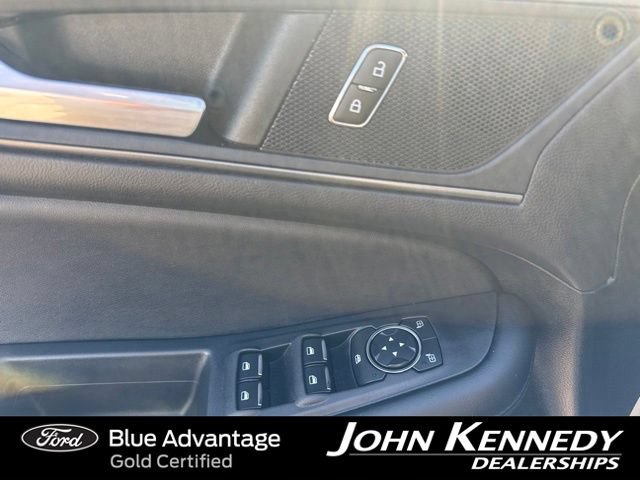 Certified 2022 Ford Edge SE w/ Black Appearance Package AWD/4WD image 11