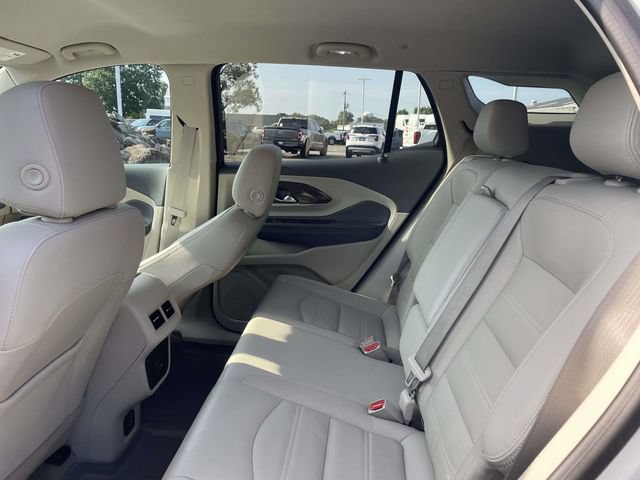 Used 2024 GMC Terrain Denali AWD/4WD image 13
