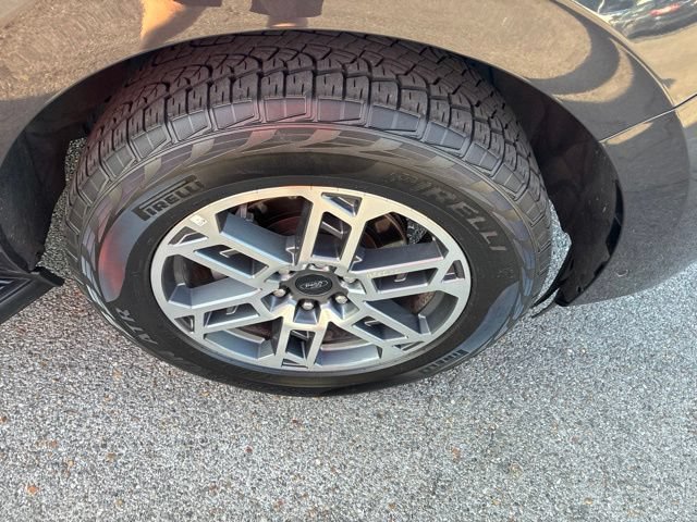 Certified 2025 Ford Expedition Active AWD/4WD image 29
