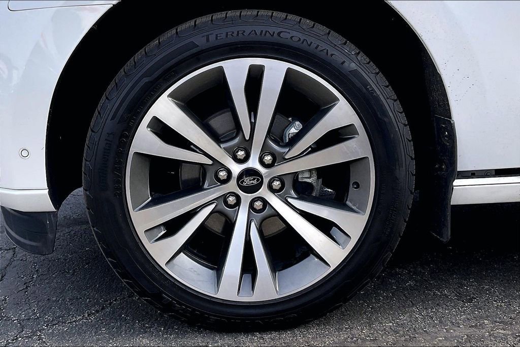 Certified 2021 Ford Expedition Platinum AWD/4WD image 8