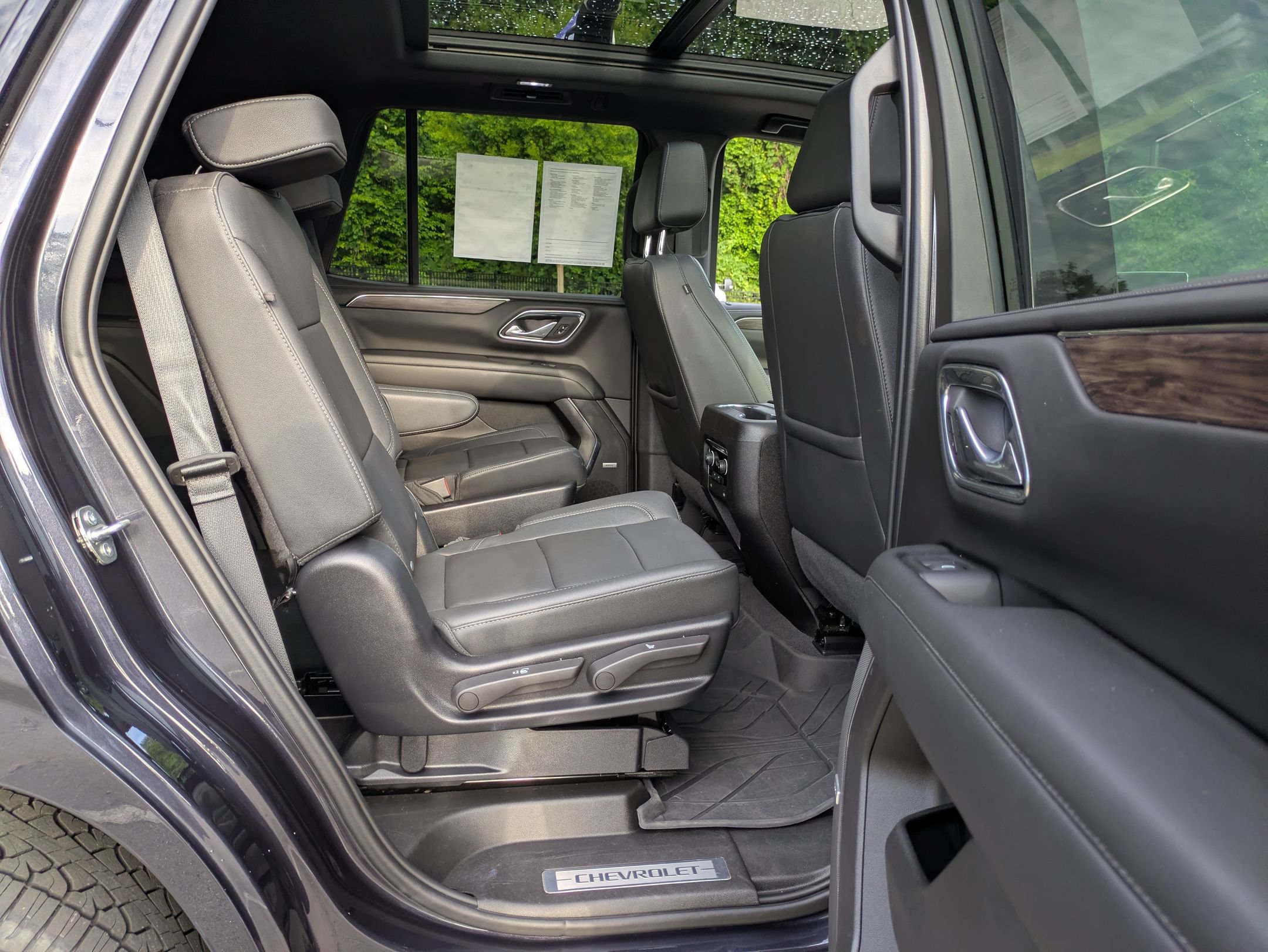 Used 2023 Chevrolet Tahoe Z71 AWD/4WD image 34