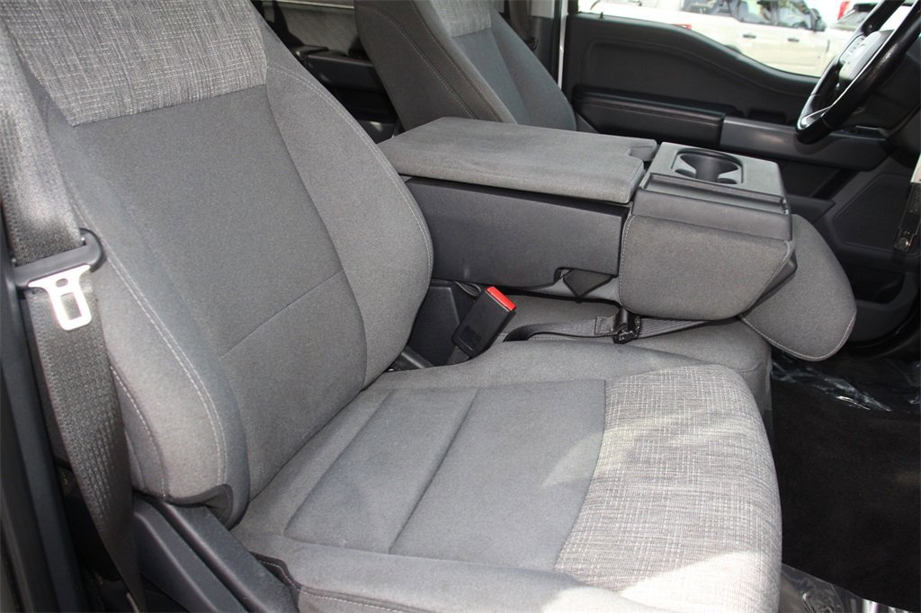 Certified 2022 Ford F150 XLT w/ Equipment Group 301A Mid image 28