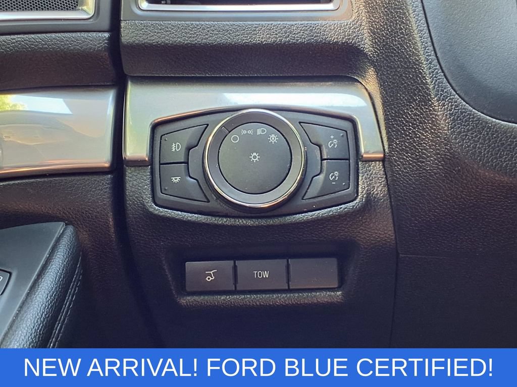 Certified 2019 Ford Explorer Limited w/ Limited Luxury Package AWD/4WD image 22