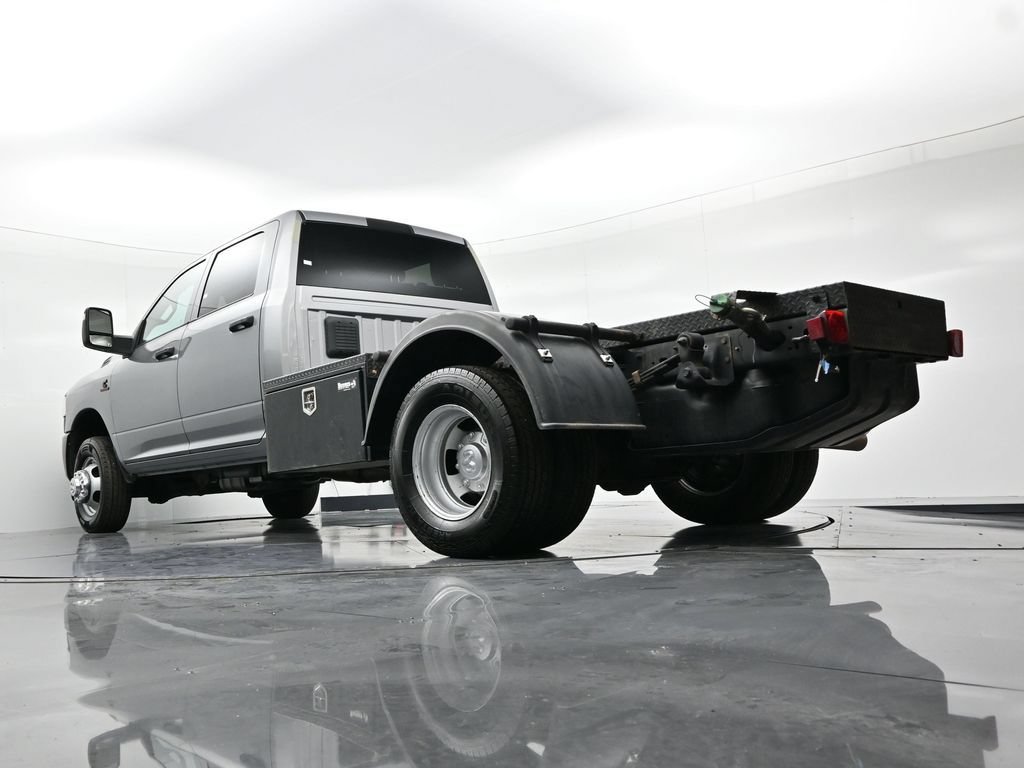 Used 2024 RAM 3500 Tradesman w/ Cold Weather Group RWD image 20