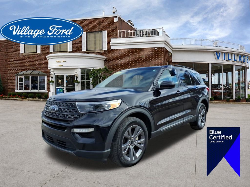 Certified 2023 Ford Explorer XLT w/ Equipment Group 202A