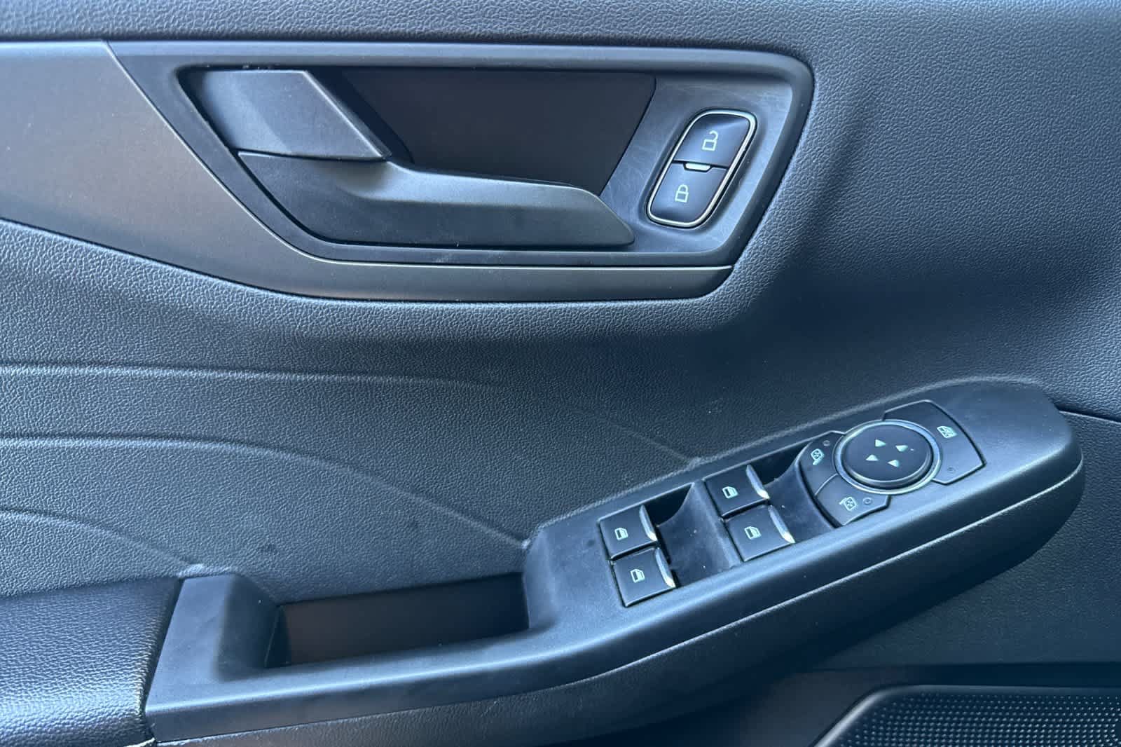 Certified 2024 Ford Escape Active AWD/4WD image 11