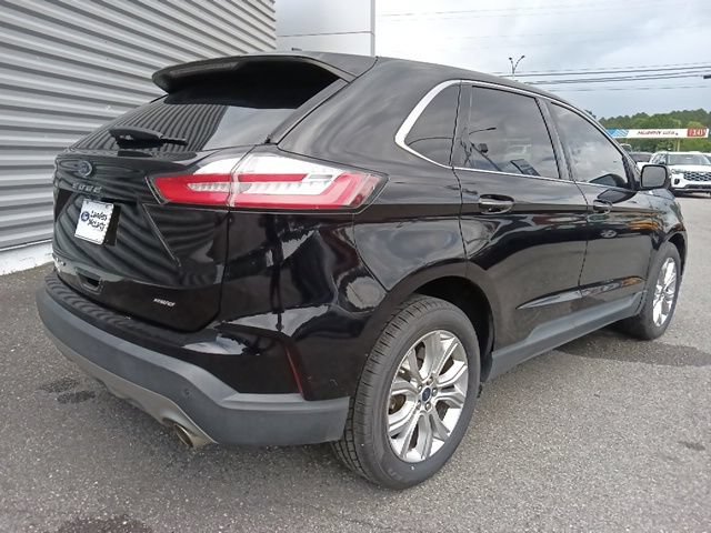 Certified 2022 Ford Edge Titanium w/ Equipment Group 301A AWD/4WD image 3