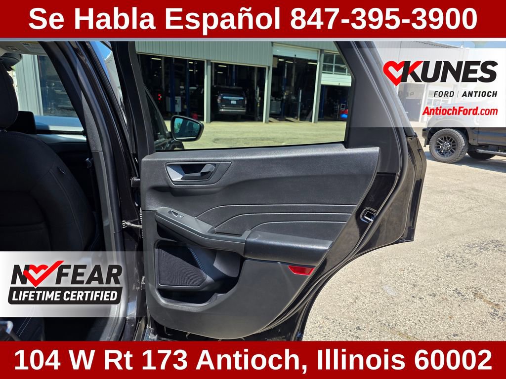 Certified 2025 Ford Escape Active AWD/4WD image 30