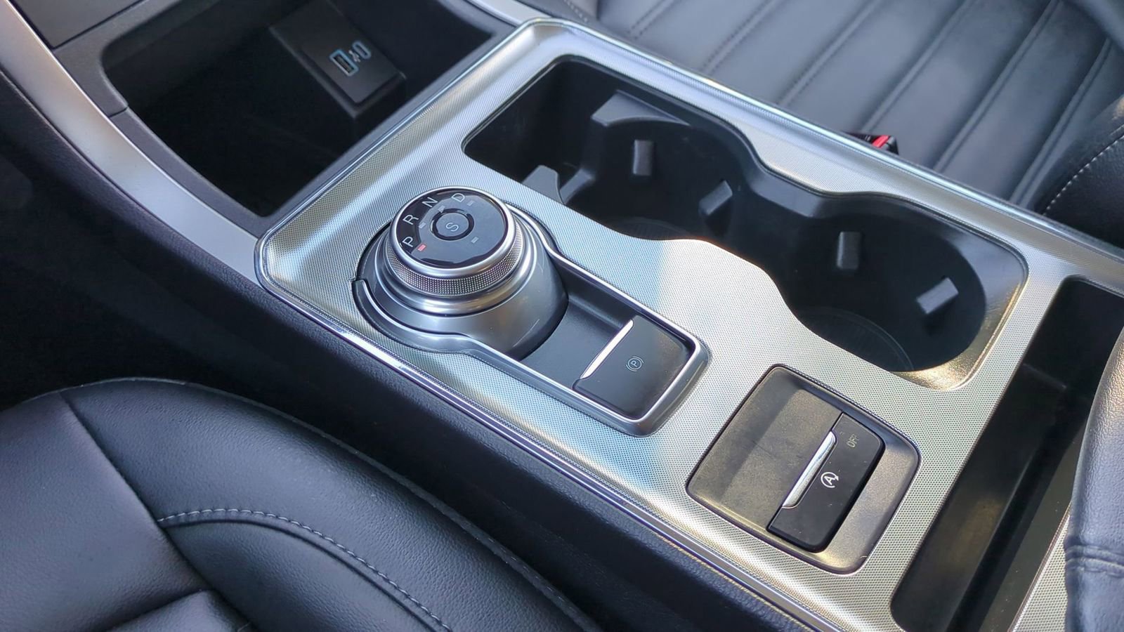 Certified 2022 Ford Edge SEL w/ Convenience Package image 35