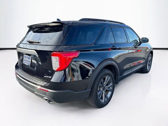 Certified 2023 Ford Explorer XLT w/ Equipment Group 202A image 5