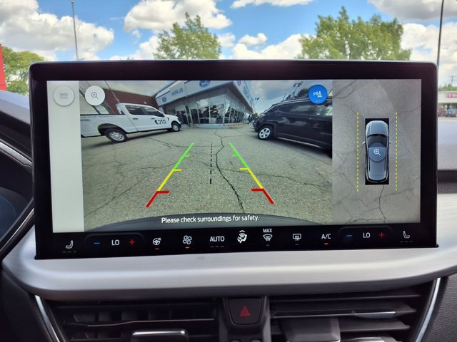 Certified 2023 Ford Escape Platinum w/ Premium Technology Package AWD/4WD image 10