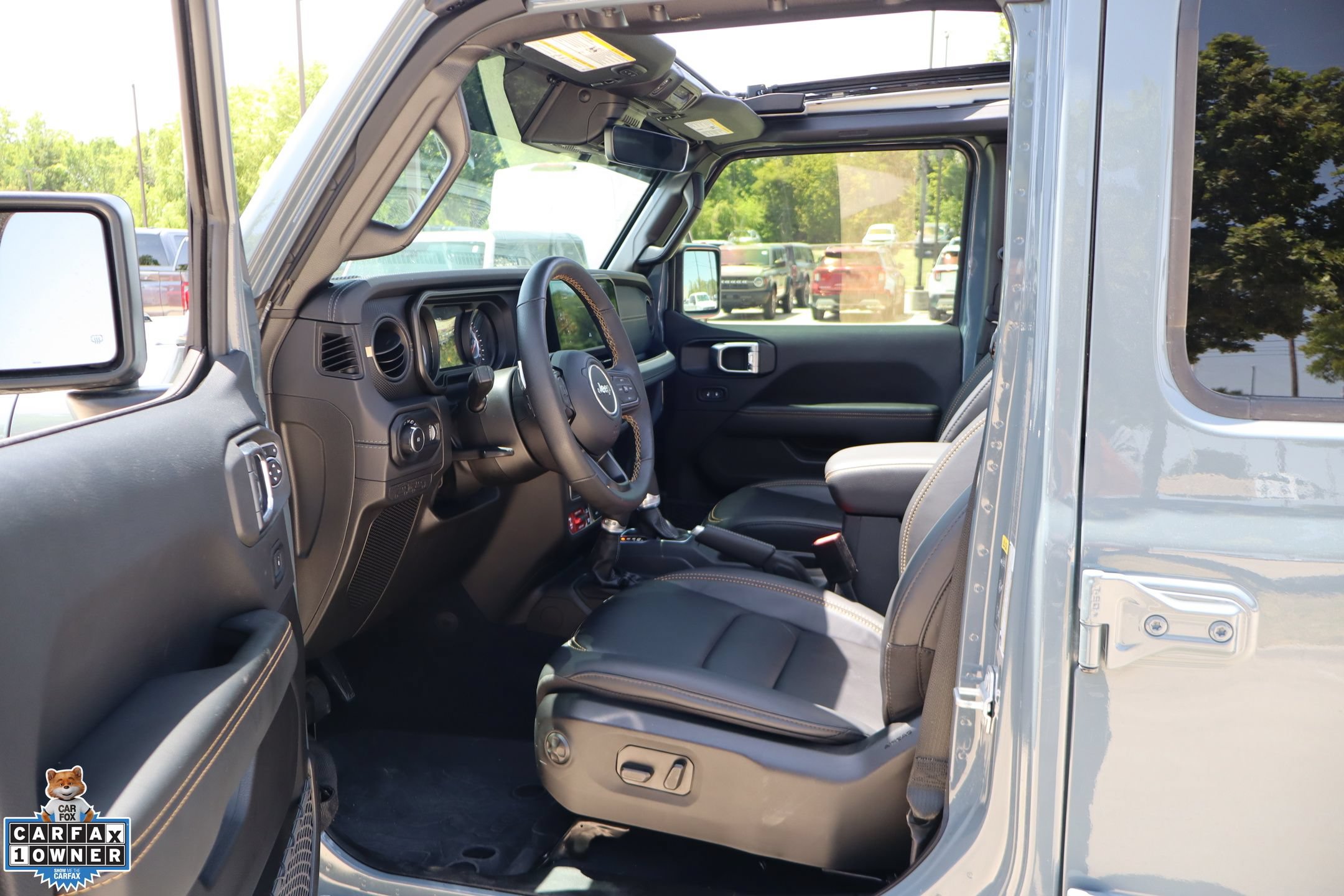 Used 2025 Jeep Wrangler Unlimited Rubicon 392 AWD/4WD image 23